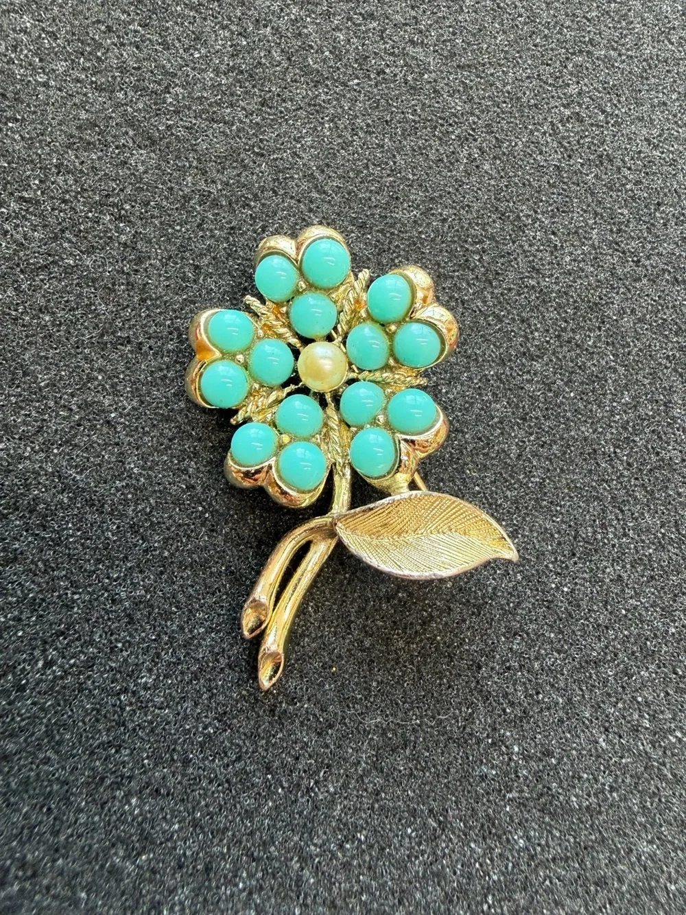 Vintage Sarah Coventry Flower Brooch